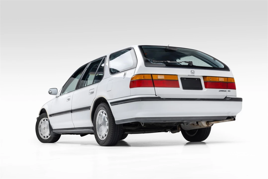 1992 Honda Accord 4th Gen - Image 11 of 31