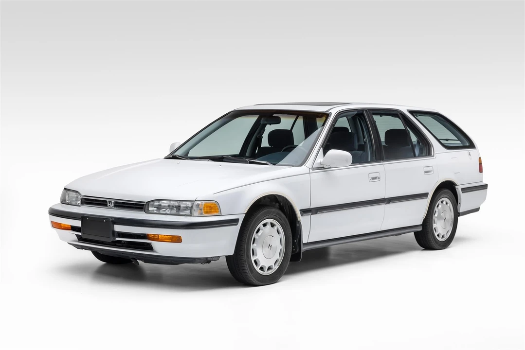 1992 Honda Accord 4th Gen - Image 8 of 31