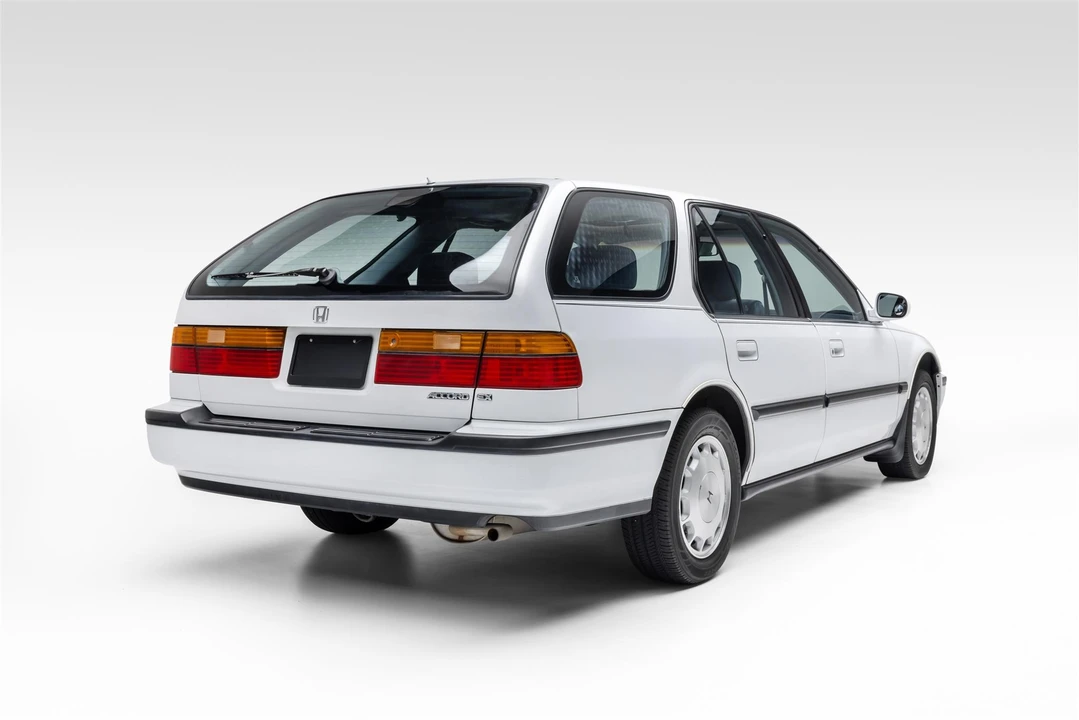 1992 Honda Accord 4th Gen - Image 12 of 31