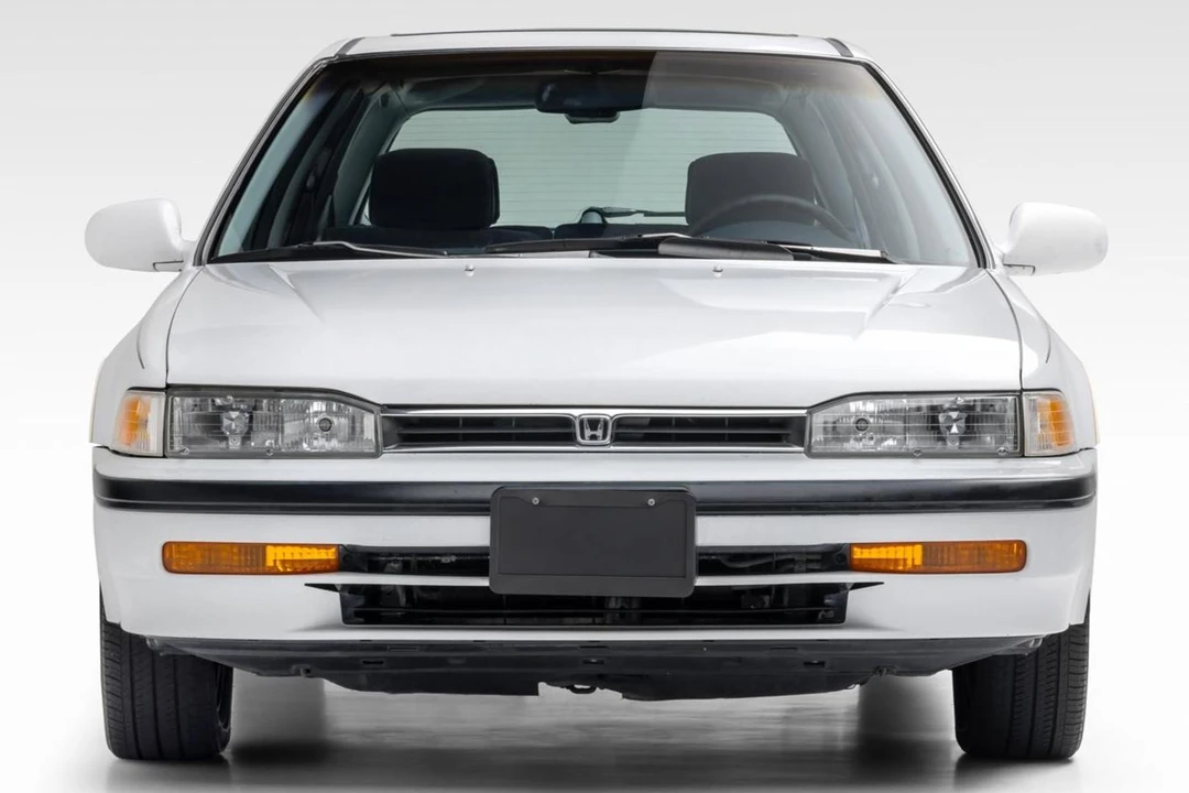 1992 Honda Accord 4th Gen - Image 2 of 31
