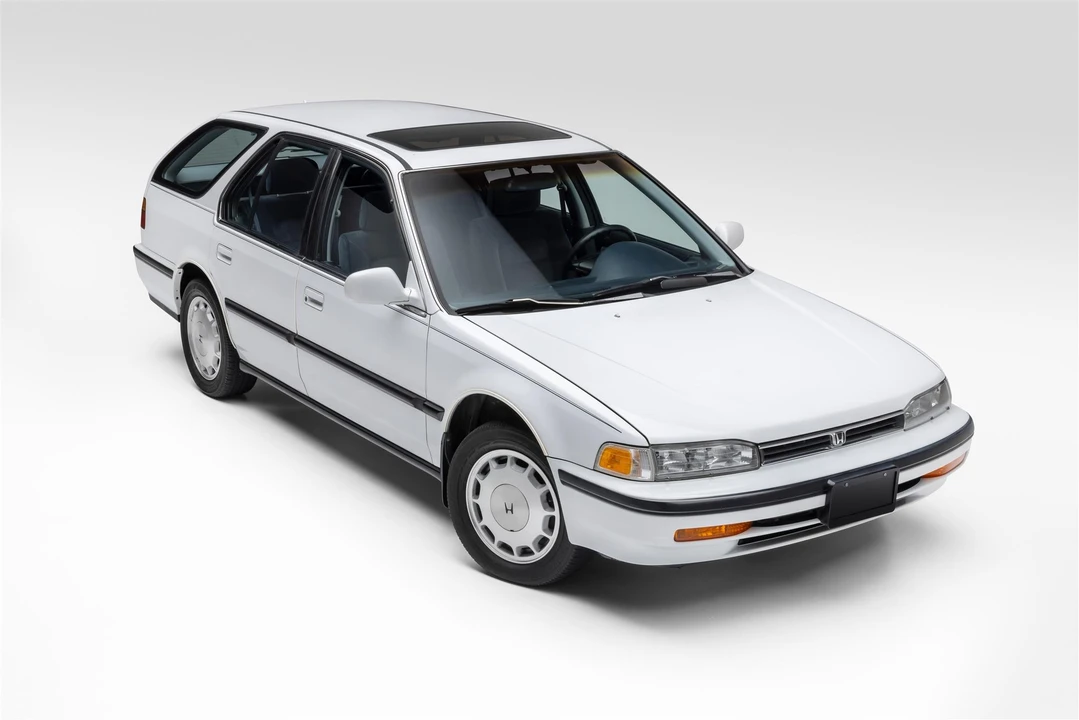 1992 Honda Accord 4th Gen - Image 16 of 31