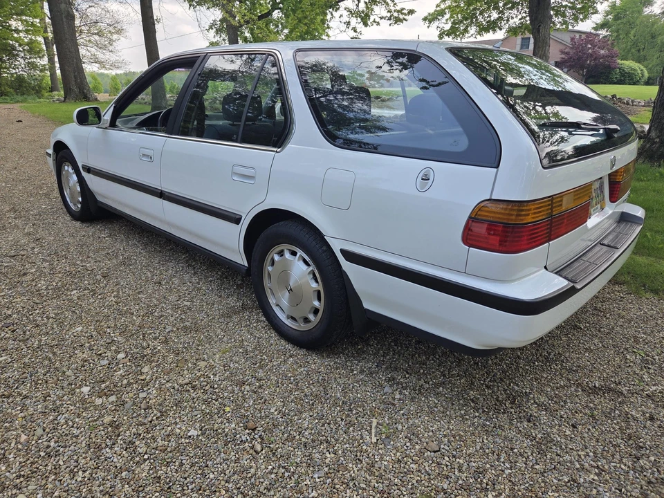 1992 Honda Accord 4th Gen - Image 21 of 31