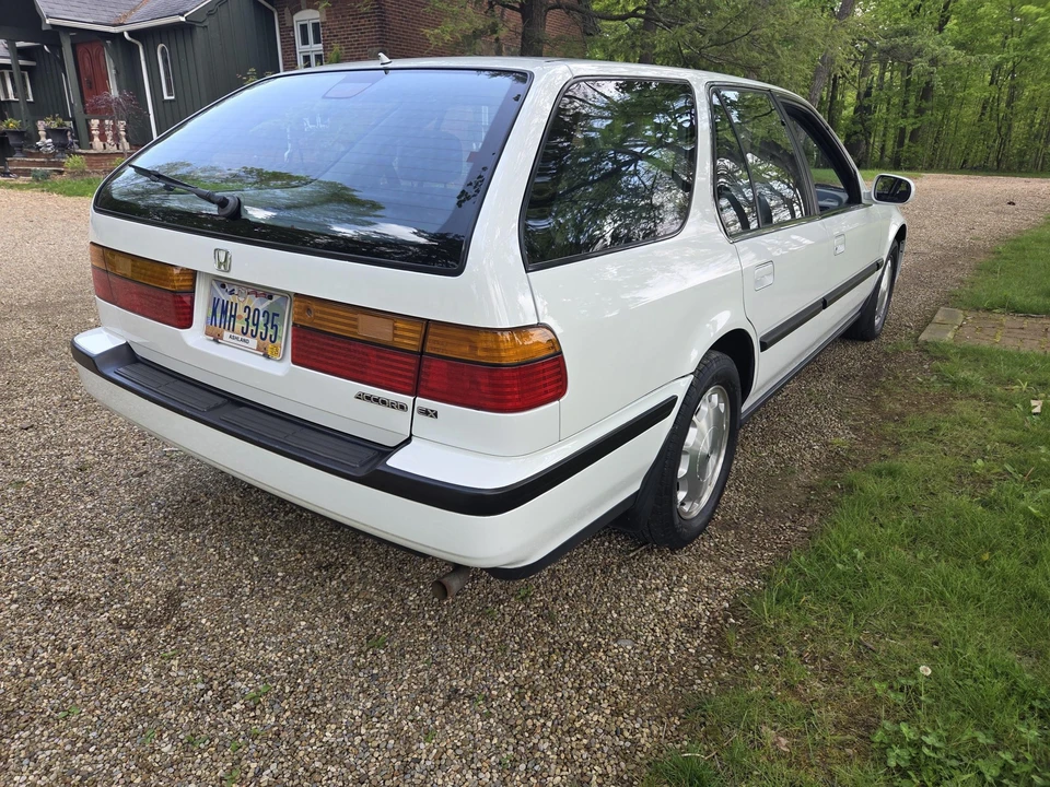 1992 Honda Accord 4th Gen - Image 16 of 31