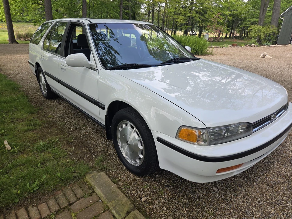 1992 Honda Accord 4th Gen - Image 10 of 31