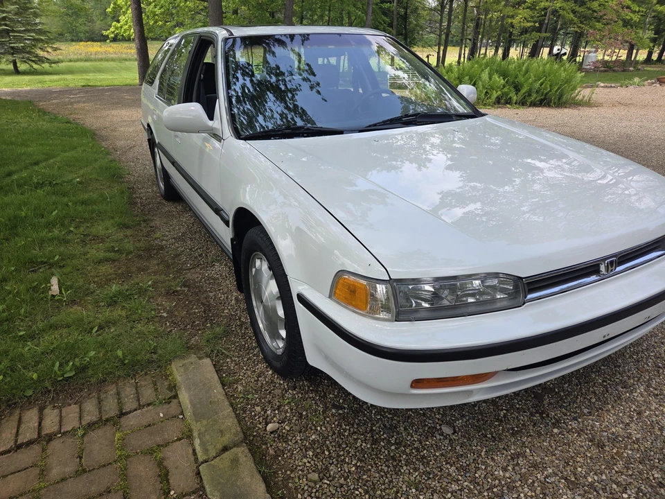 1992 Honda Accord 4th Gen - Image 26 of 31