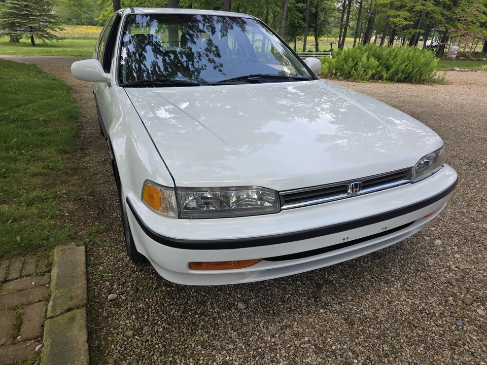 1992 Honda Accord 4th Gen - Image 9 of 31