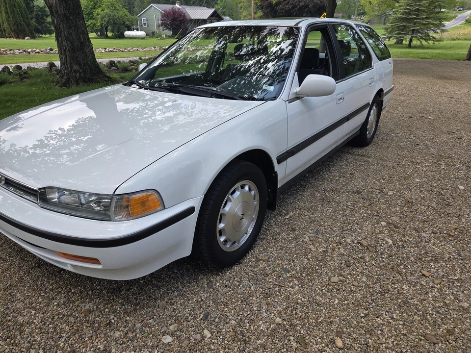 1992 Honda Accord 4th Gen - Image 29 of 31