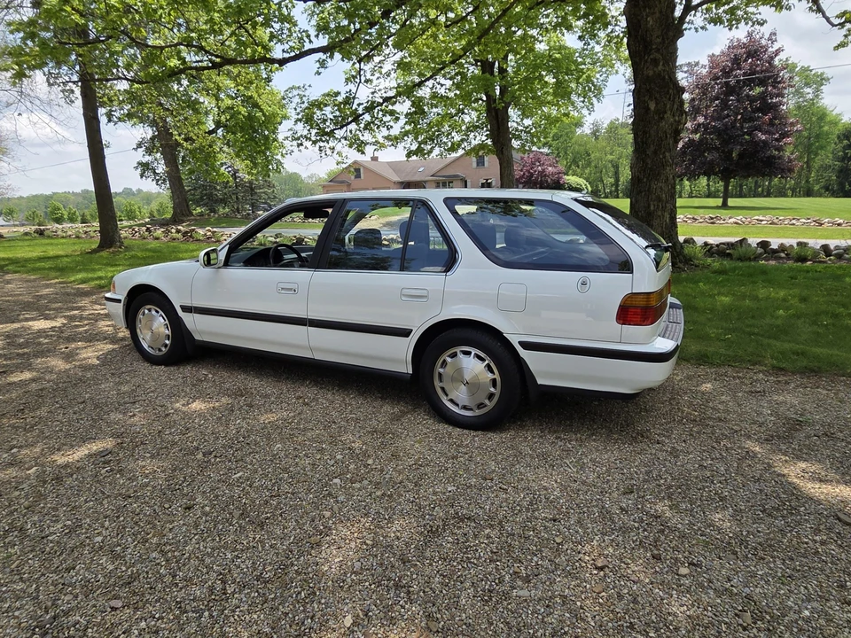 1992 Honda Accord 4th Gen - Image 23 of 31