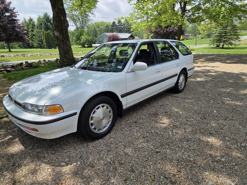 1992 Honda Accord 4th Gen - Image 3 of 31