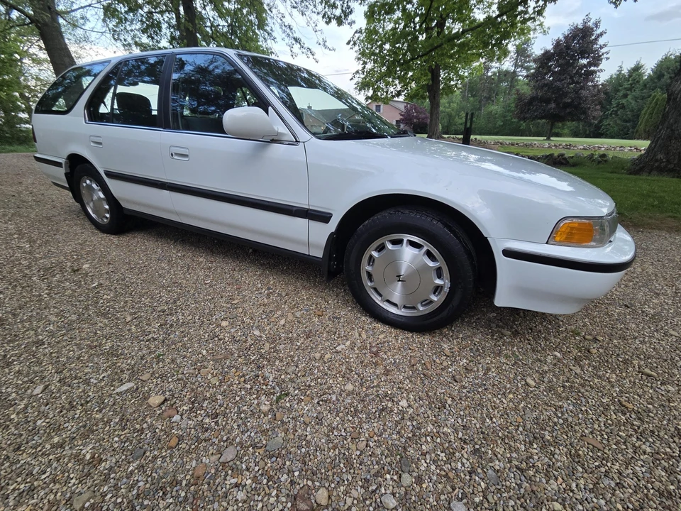1992 Honda Accord 4th Gen - Image 12 of 31