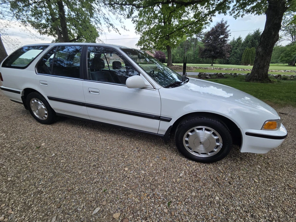 1992 Honda Accord 4th Gen - Image 14 of 31