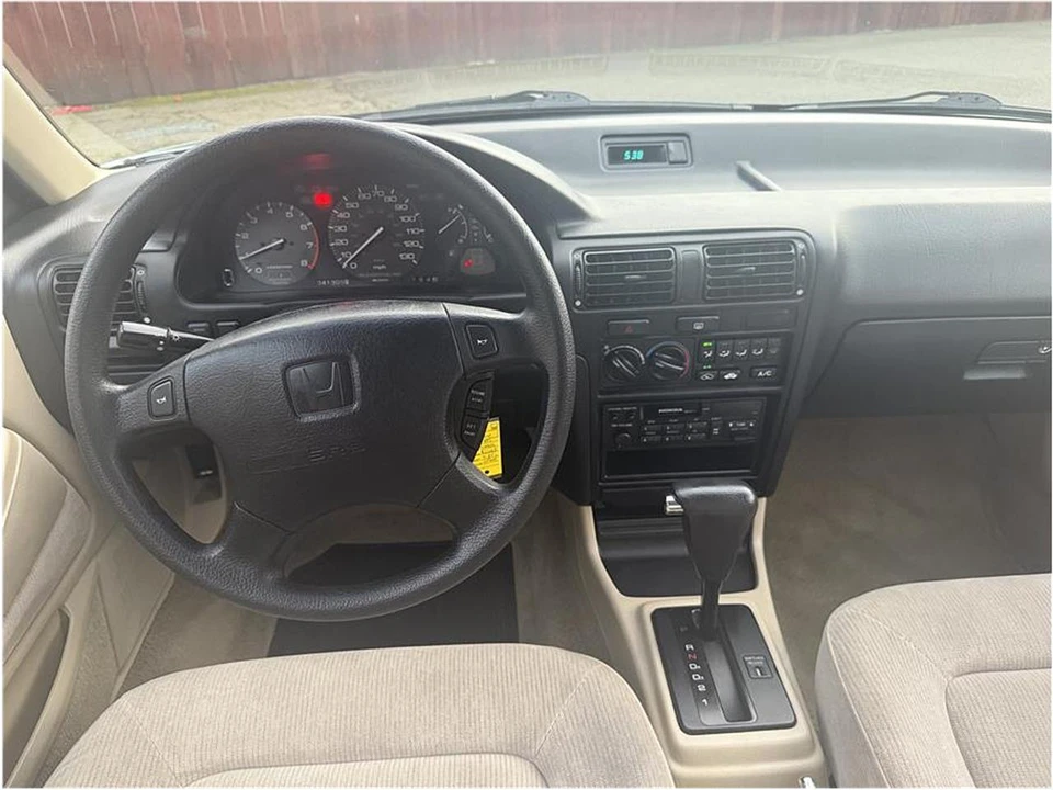 1992 Honda Accord 4th Gen - Image 9 of 13
