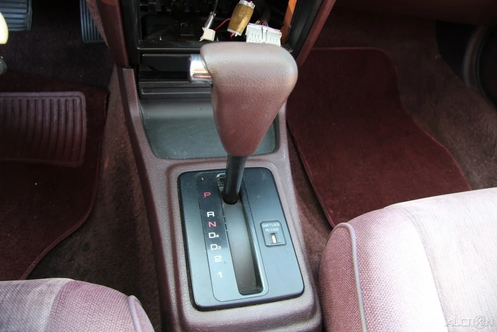 1992 Honda Accord 4th Gen - Image 16 of 21