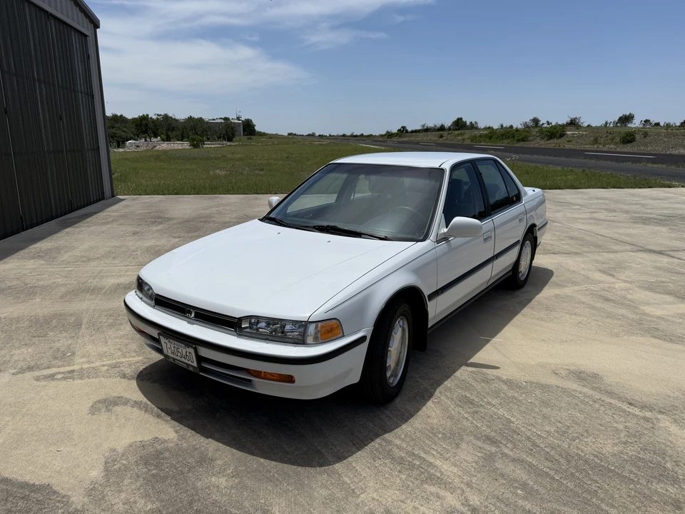 1992 Honda Accord 4th Gen - Image 3 of 31