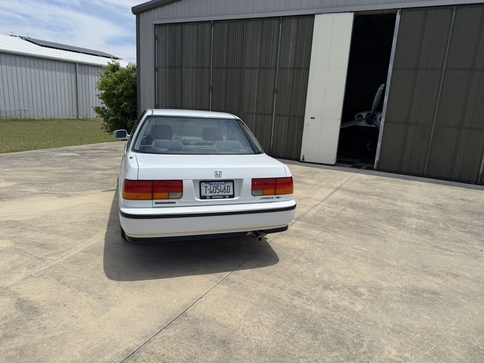 1992 Honda Accord 4th Gen - Image 10 of 31