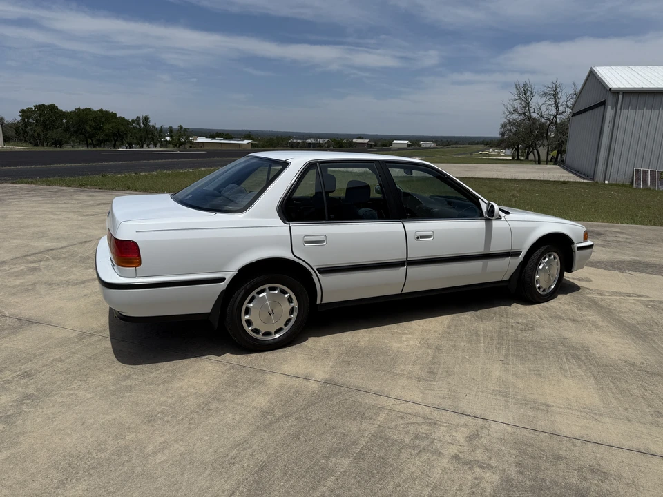 1992 Honda Accord 4th Gen - Image 8 of 31