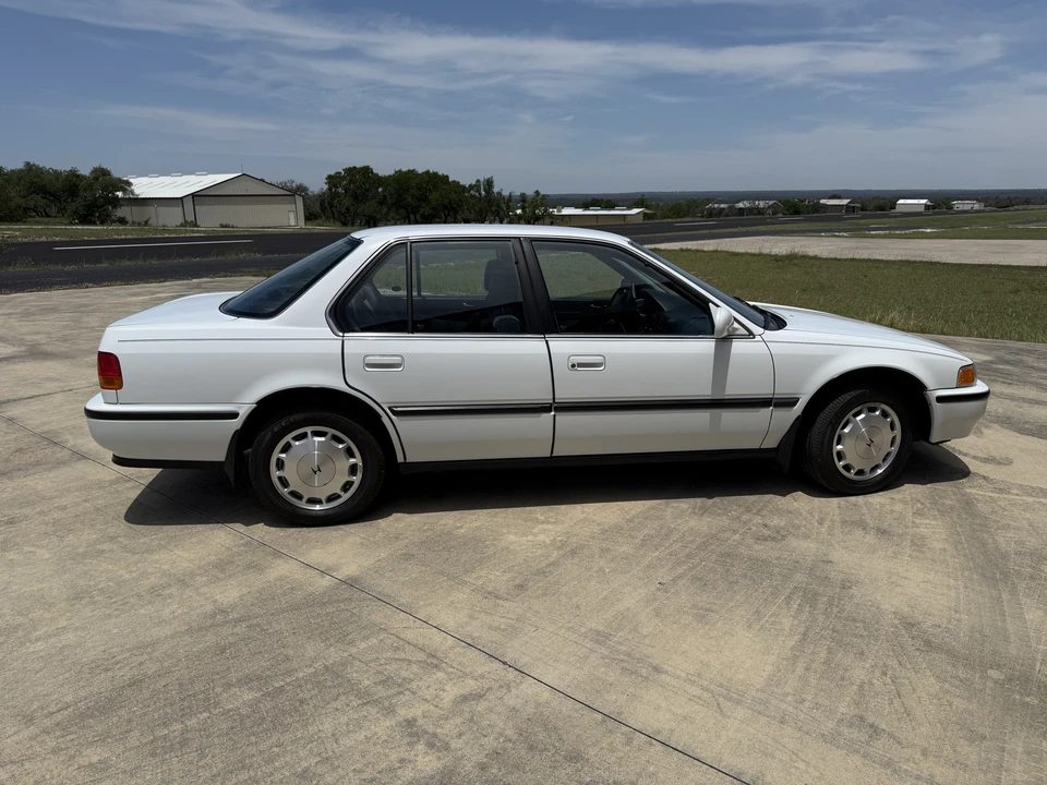 1992 Honda Accord 4th Gen - Image 7 of 31