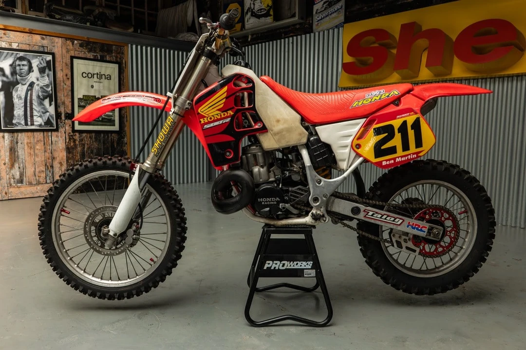 1992 Honda CR - Image 9 of 30