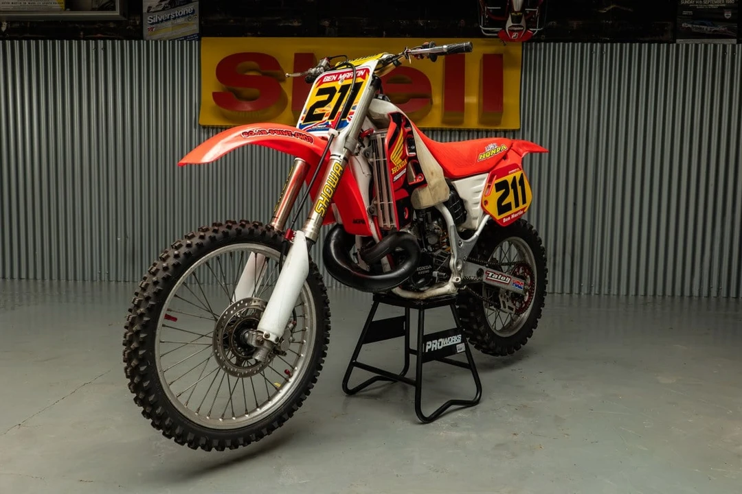 1992 Honda CR - Image 11 of 30