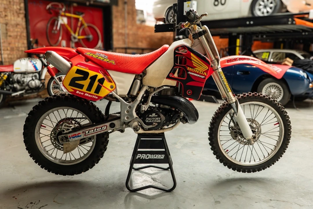 1992 Honda CR - Image 7 of 30