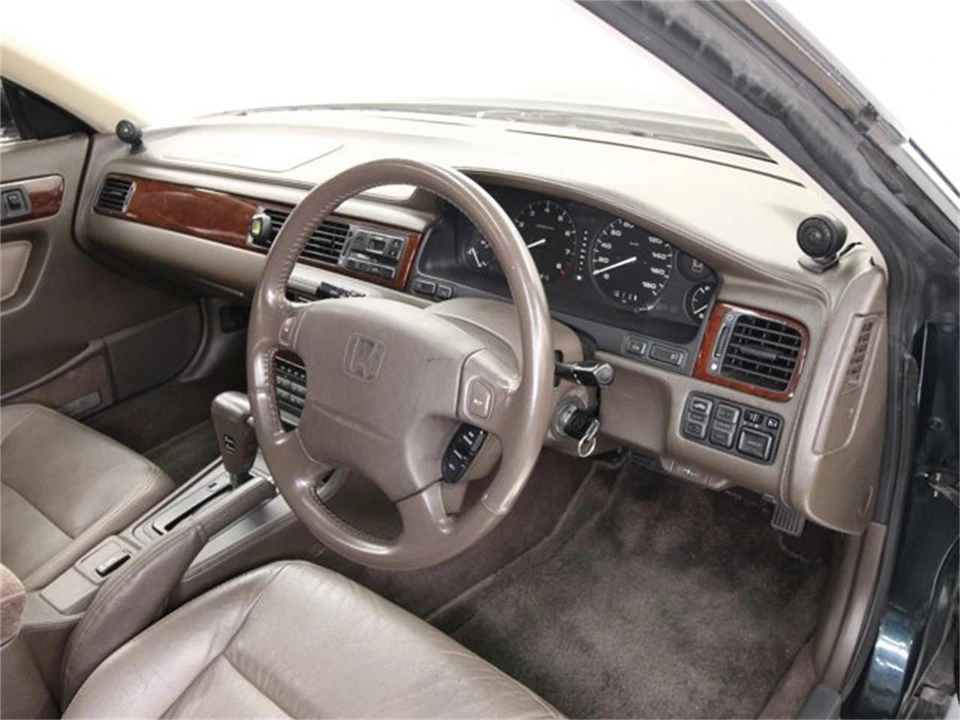 1992 Honda Inspire 1st Gen - Image 9 of 31