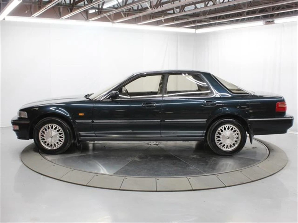 1992 Honda Inspire 1st Gen - Image 4 of 31
