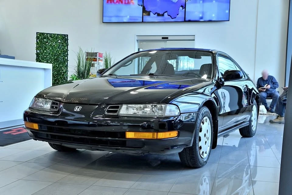 1992 Honda Prelude 4th Gen - Image 2 of 17