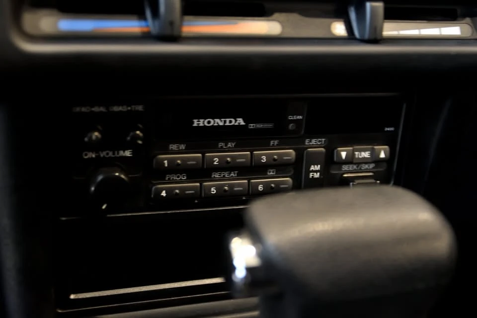 1992 Honda Prelude 4th Gen - Image 14 of 17