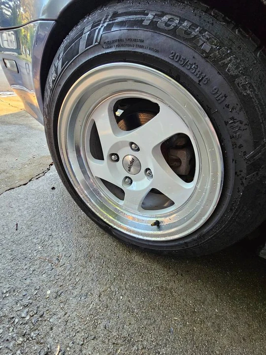 1992 Honda Prelude 4th Gen - Image 3 of 16