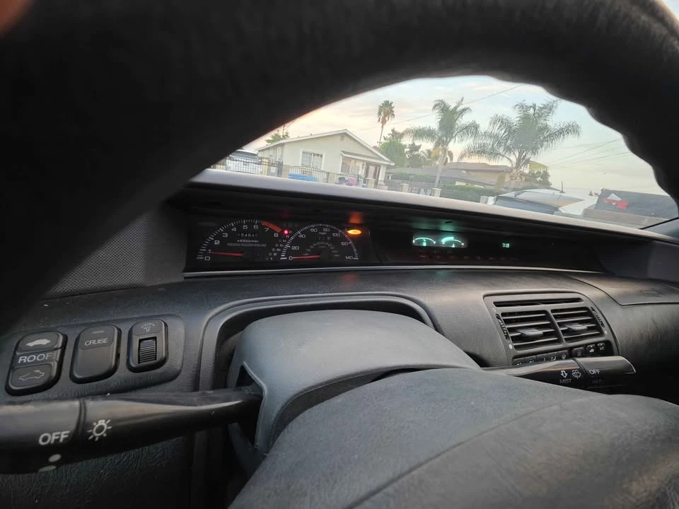 1992 Honda Prelude 4th Gen - Image 13 of 18
