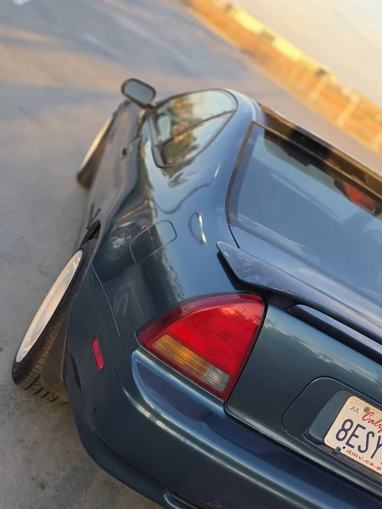 1992 Honda Prelude 4th Gen - Image 8 of 18