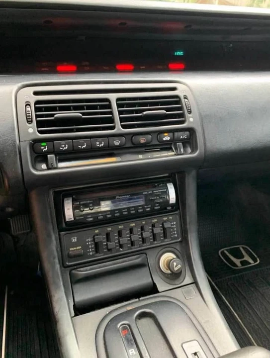 1992 Honda Prelude 4th Gen - Image 5 of 9