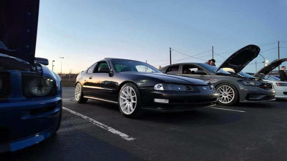 1992 Honda Prelude 4th Gen - Image 2 of 13