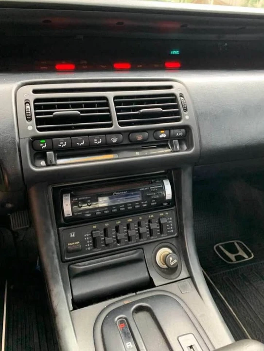 1992 Honda Prelude 4th Gen - Image 5 of 8