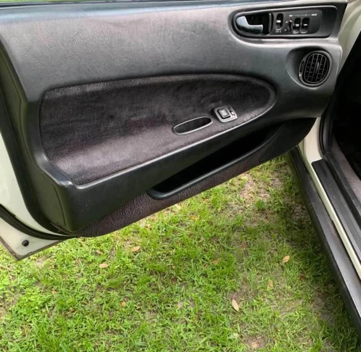 1992 Honda Prelude 4th Gen - Image 8 of 8