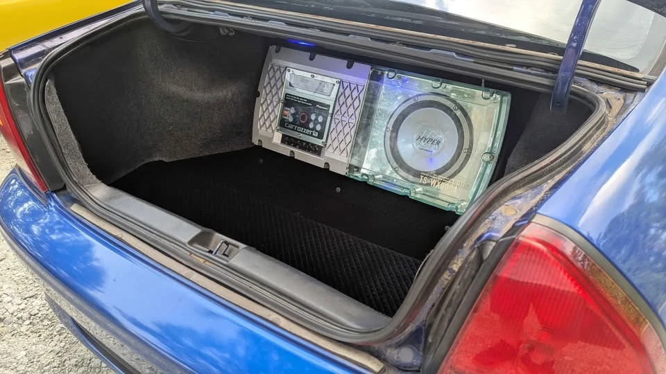 1992 Honda Prelude 4th Gen - Image 4 of 18