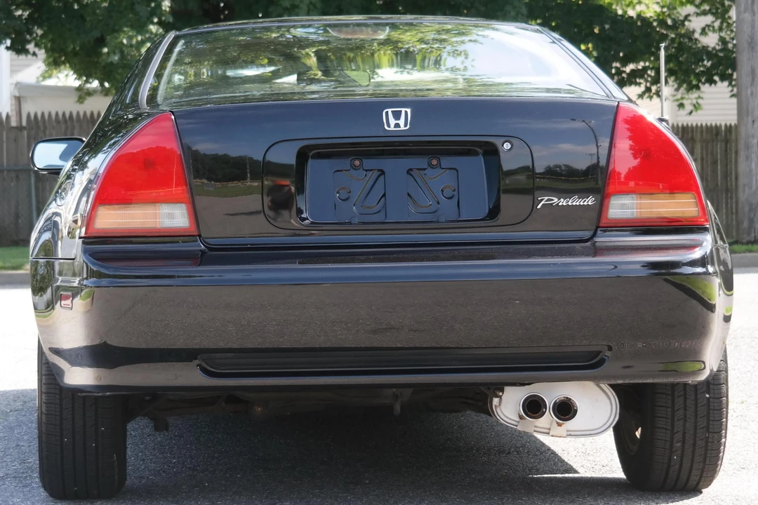 1992 Honda Prelude 4th Gen - Image 5 of 31