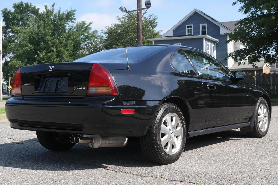 1992 Honda Prelude 4th Gen - Image 4 of 31