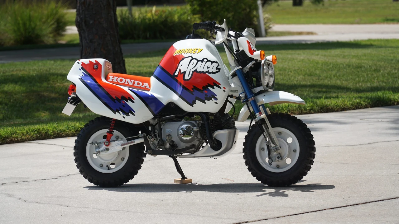 1992 Honda Motorcycles - Image 16 of 31
