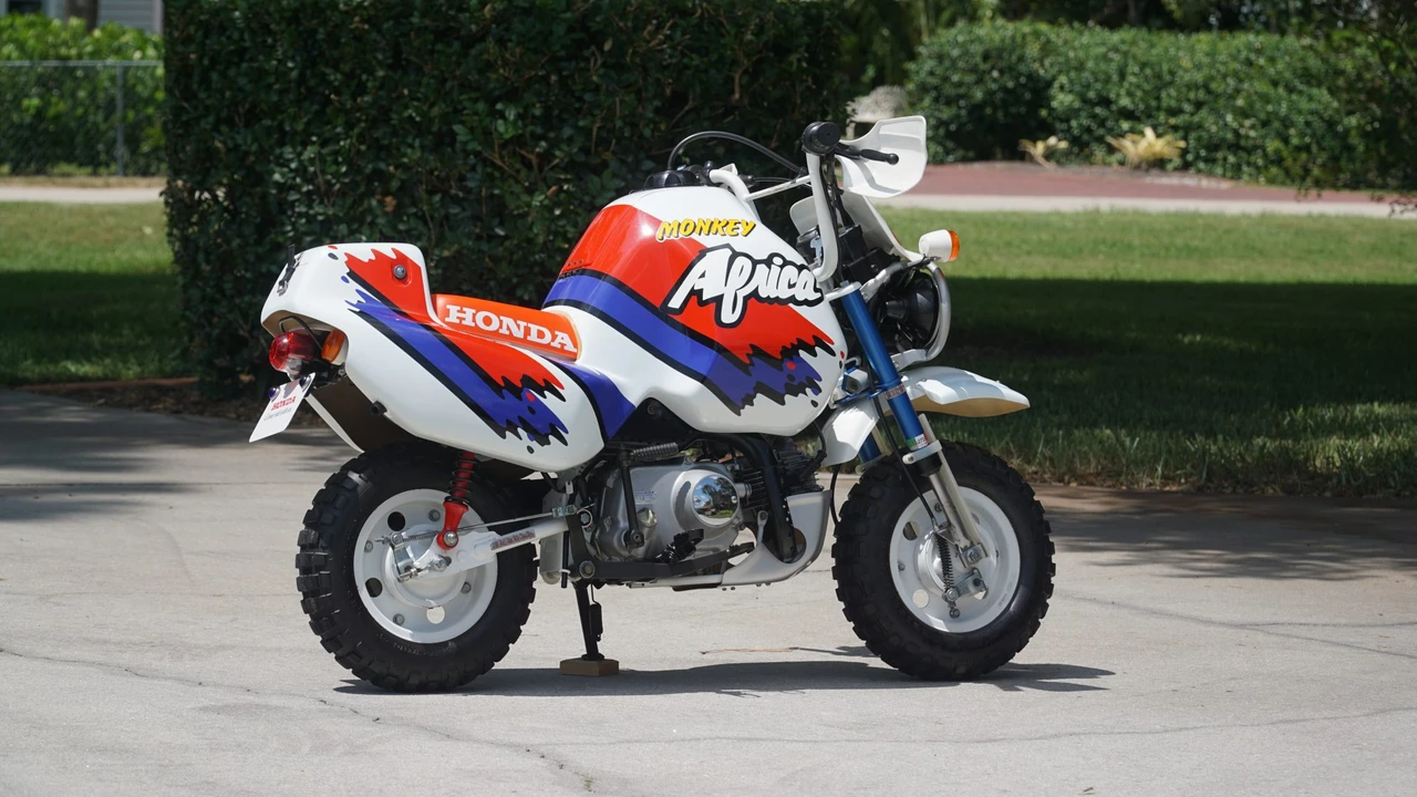 1992 Honda Motorcycles - Image 17 of 31