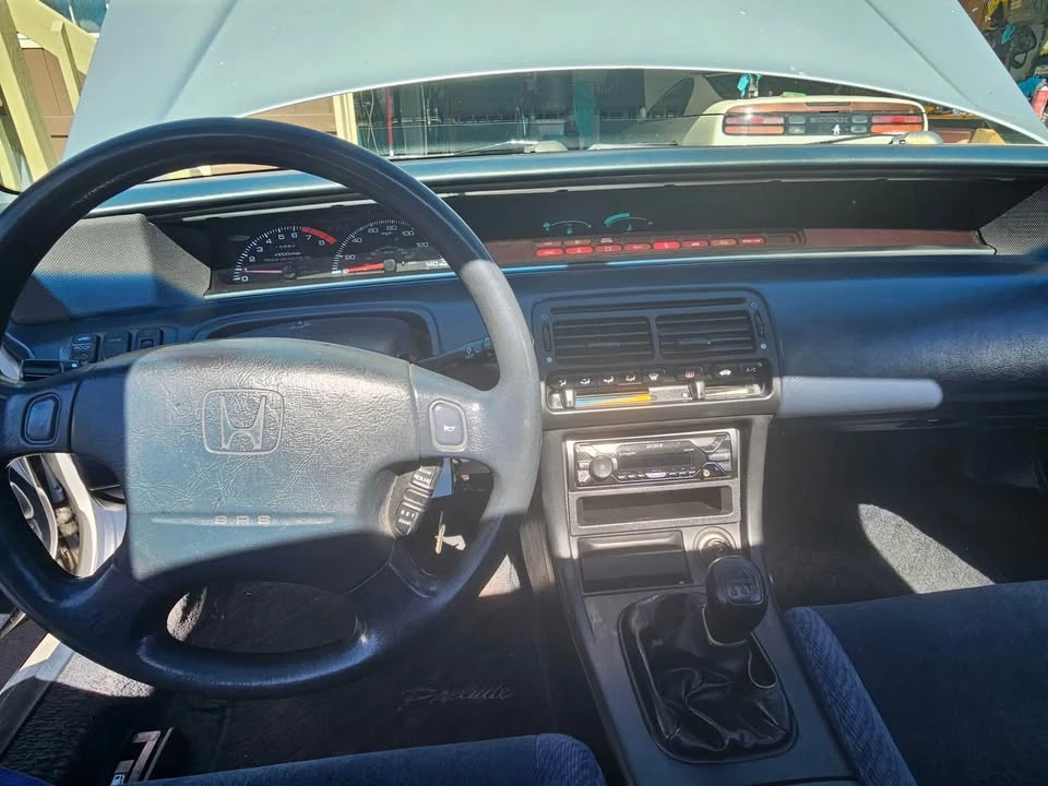 1992 Honda Prelude 4th Gen - Image 11 of 12