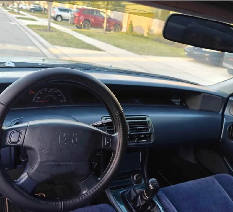 1992 Honda Prelude 4th Gen - Image 4 of 5