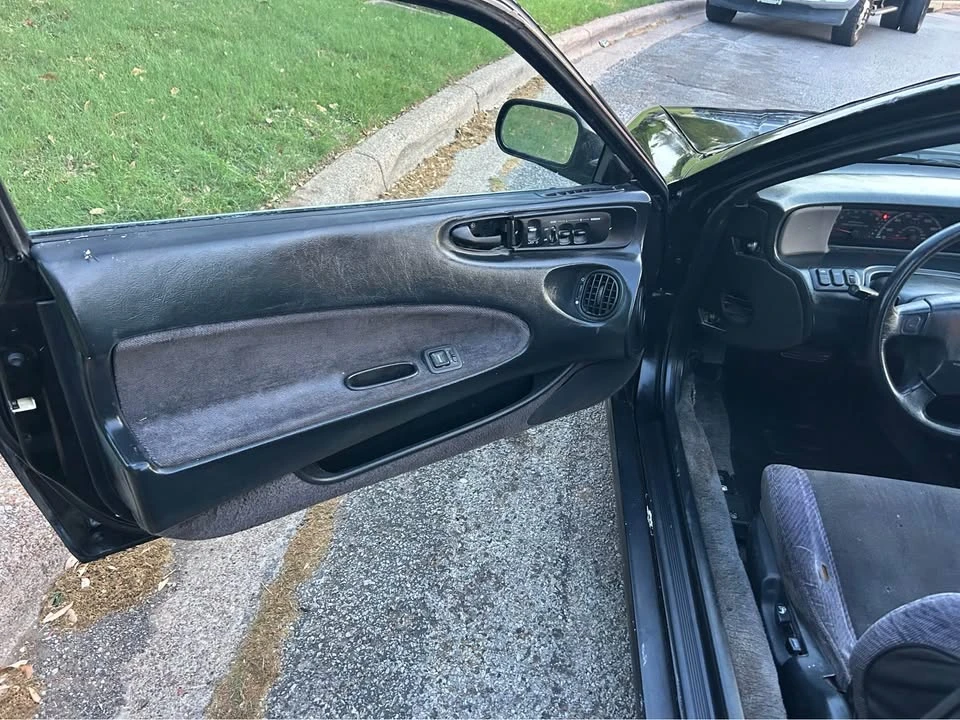 1992 Honda Prelude 4th Gen - Image 5 of 15