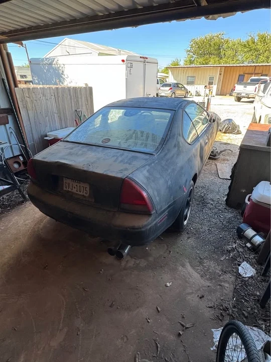 1992 Honda Prelude 4th Gen - Image 5 of 13