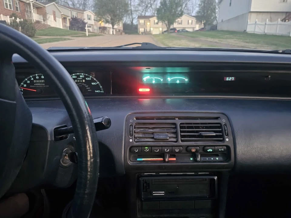 1992 Honda Prelude 4th Gen - Image 4 of 4
