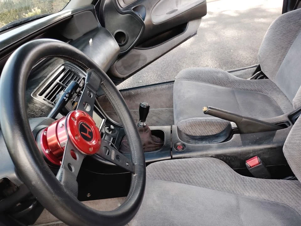 1992 Honda Prelude 4th Gen - Image 15 of 20