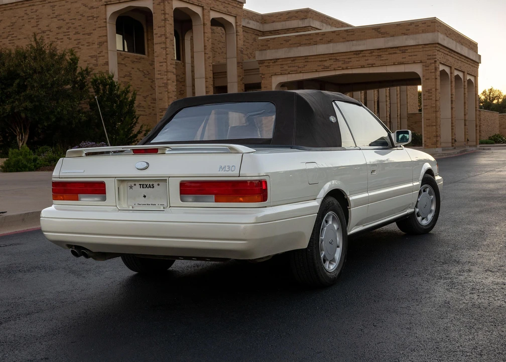 1992 Infiniti M30 1st Gen - Image 16 of 31