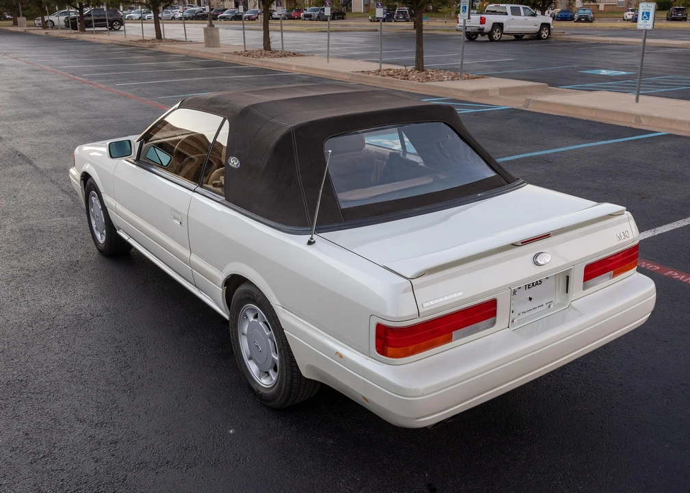 1992 Infiniti M30 1st Gen - Image 14 of 31