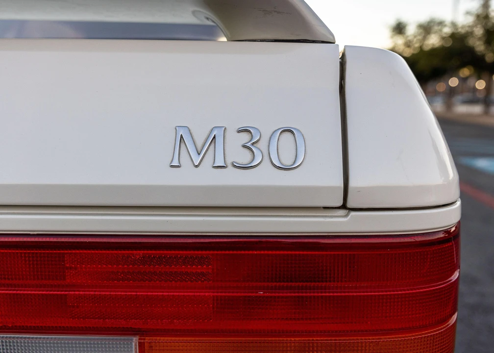 1992 Infiniti M30 1st Gen - Image 25 of 31