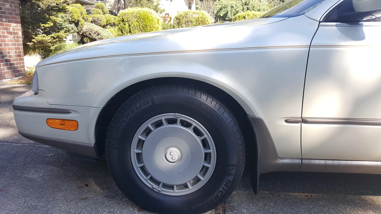 1992 Infiniti Q45 1st Gen - Image 22 of 31